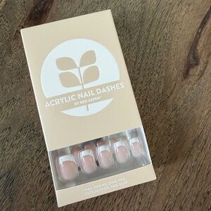 Red Aspen Acrylic Nail Dashes Reliabke Rosalyn